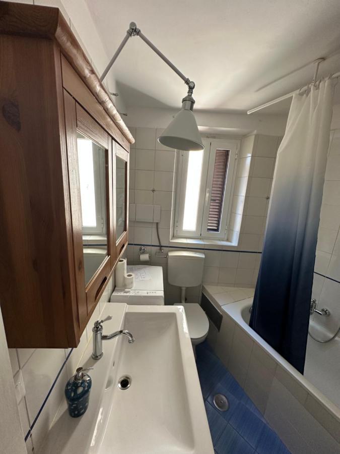 Ri Monti Apartment Rome Bagian luar foto